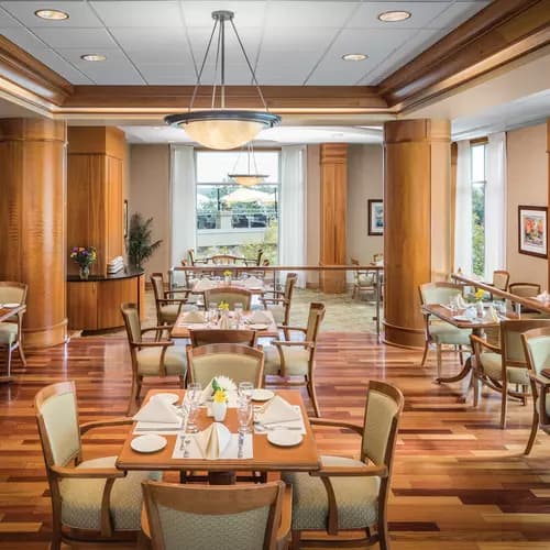 spacious dining room at chartwell wedgewood retirement residence