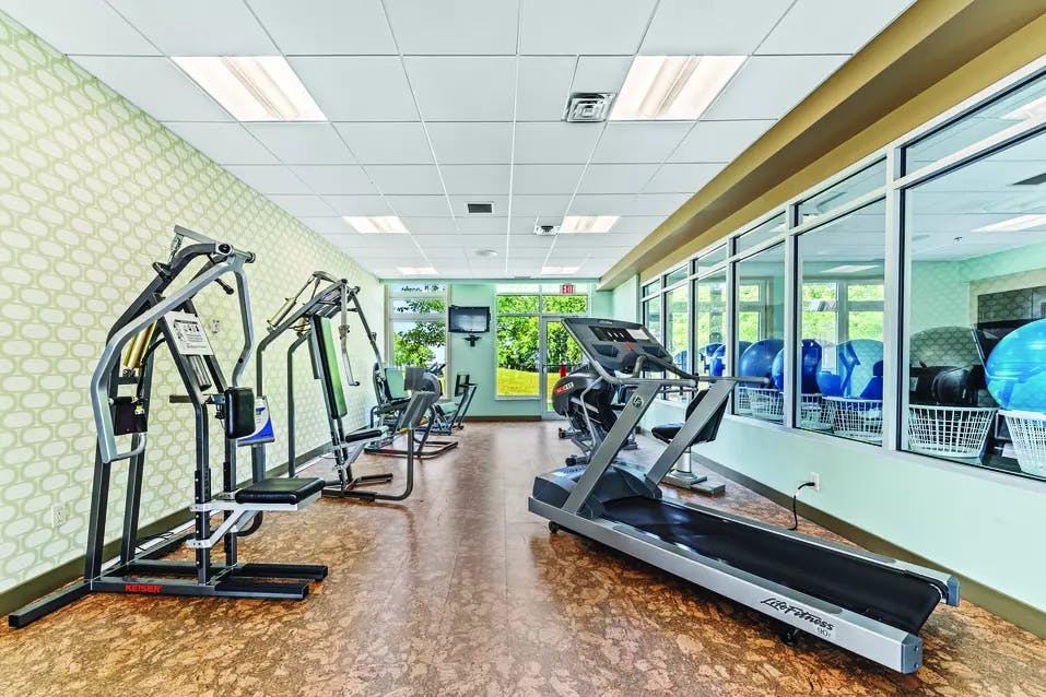 Chartwell St Clair Beach's fitness room