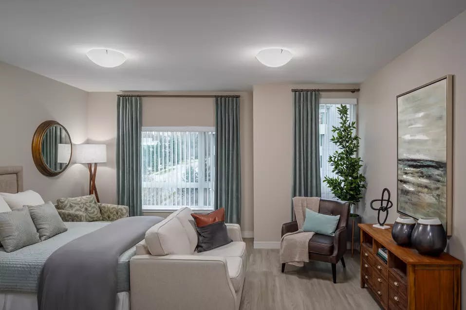 beautiful model suite bedroom at chartwell carlton retirement residence