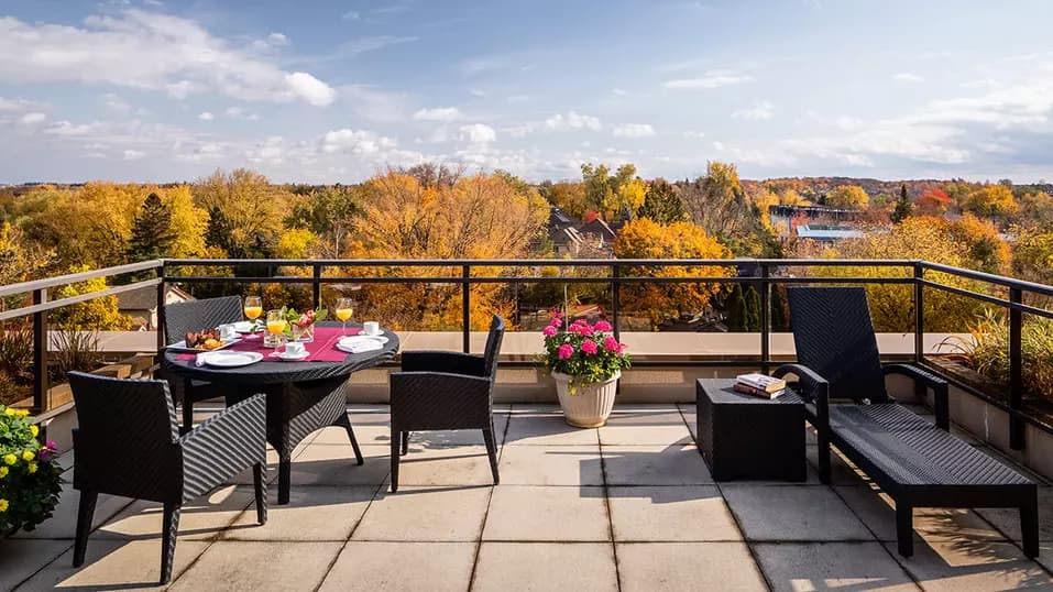 Patio with furniture at Chartwell Oak Ridges Retirement Residence.