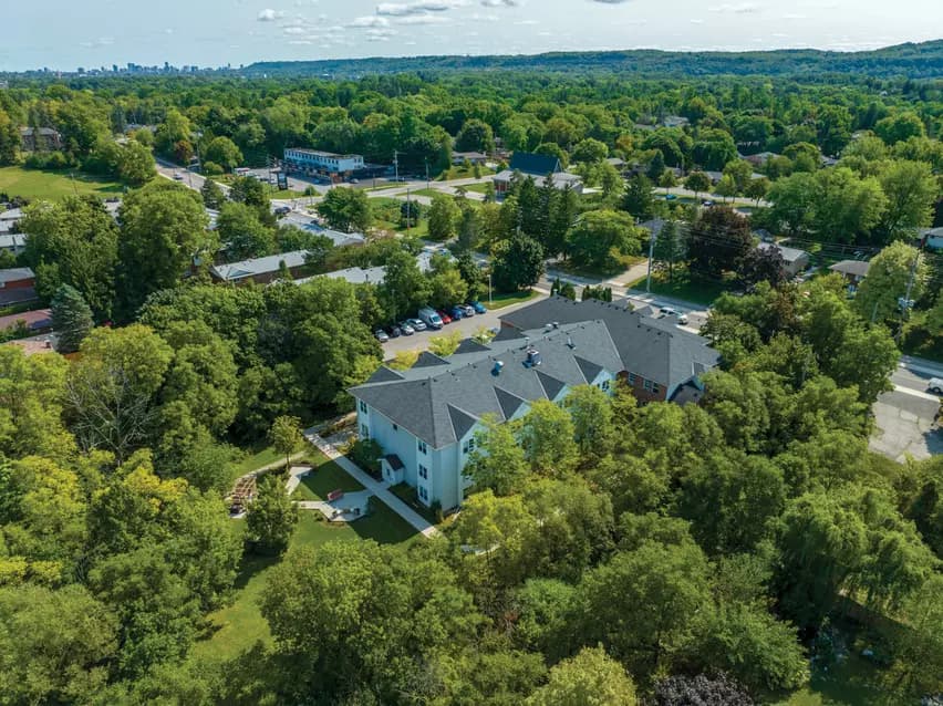 Aerial view of of lush greenspace surrounding Chartwell Georgian Retirement Residence.