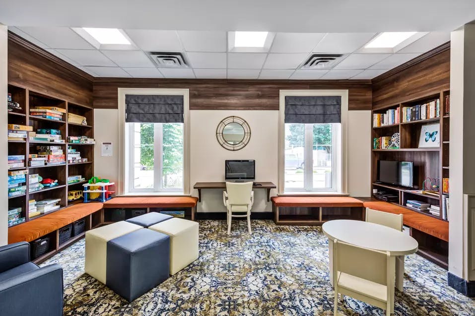 Library at Chartwell Queen's Square Retirement Residence
