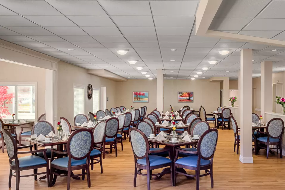 Chartwell Carrington Place's dining room