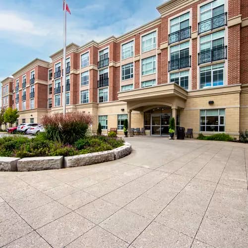 Chartwell Westmount's exterior main entrance