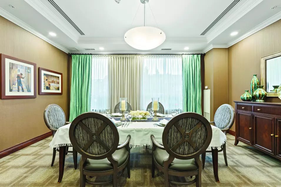 Welcoming private dining room at Chartwell Hollandview Trail Retirement Residence.