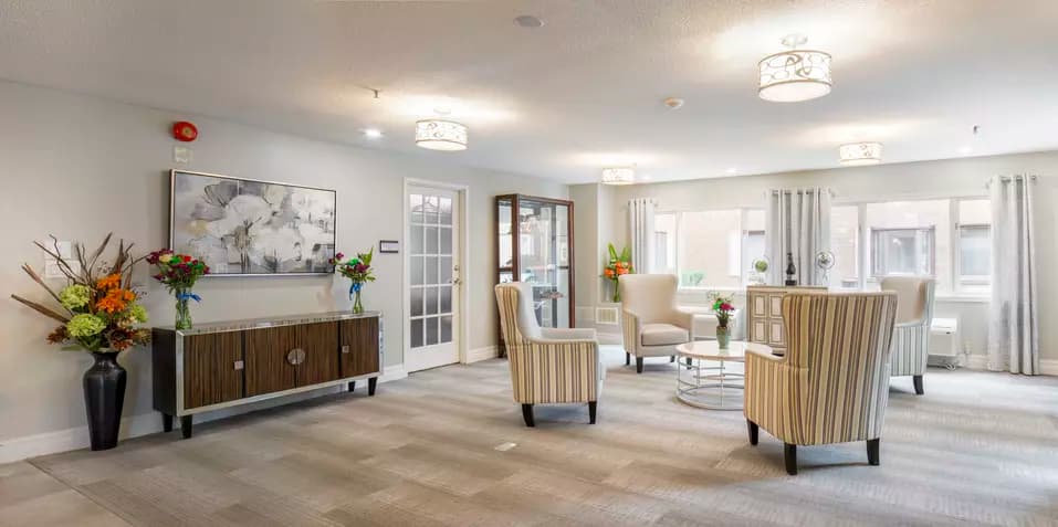 The lounge of Chartwell Lansing Retirement Living