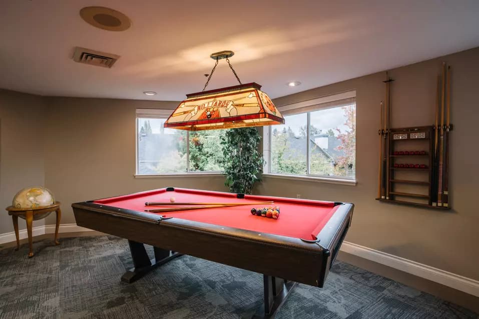 pool table lounge at chartwell imperial place retirement residence