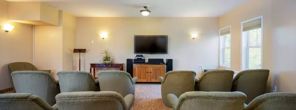 movie theatre at chartwell jackson creek retirement residence