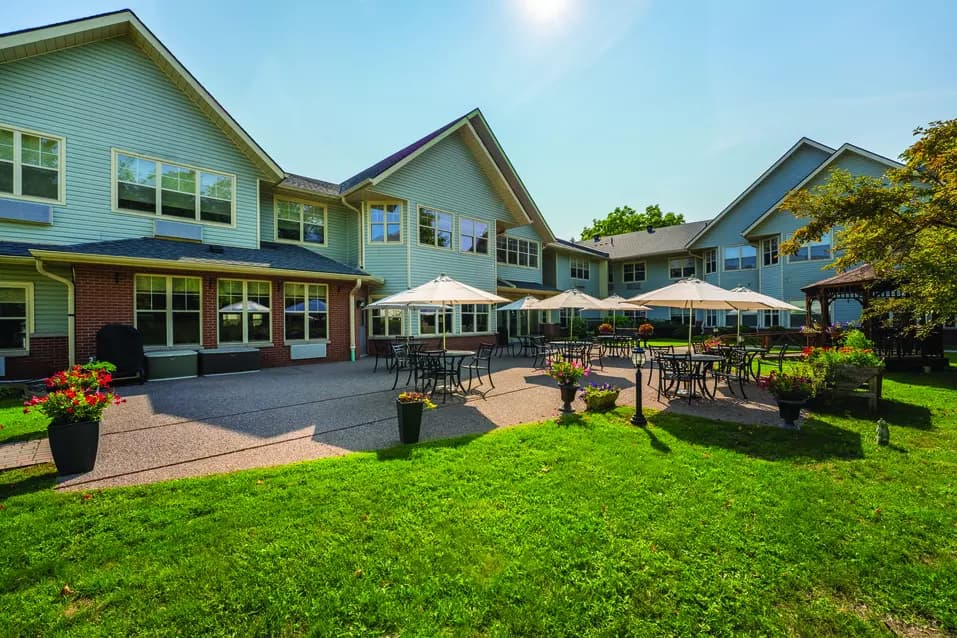 A exterior view of Chartwell Rouge Valley Retirement Residence 