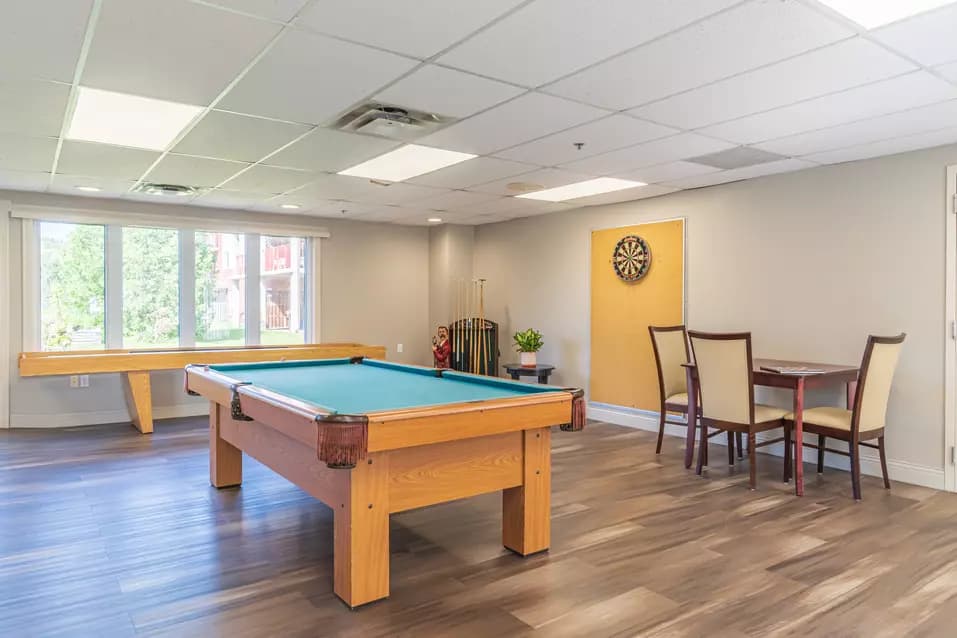 Interior common area of Chartwell Meadowbrook Retirement Residence 