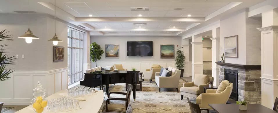 Bistro and lounge at Chartwell Waterford Retirement Residence