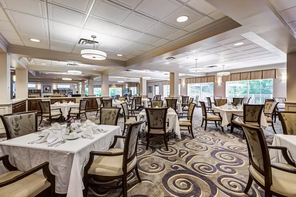 Spacious and bright dining room at Chartwell Bankside Retirement Residence