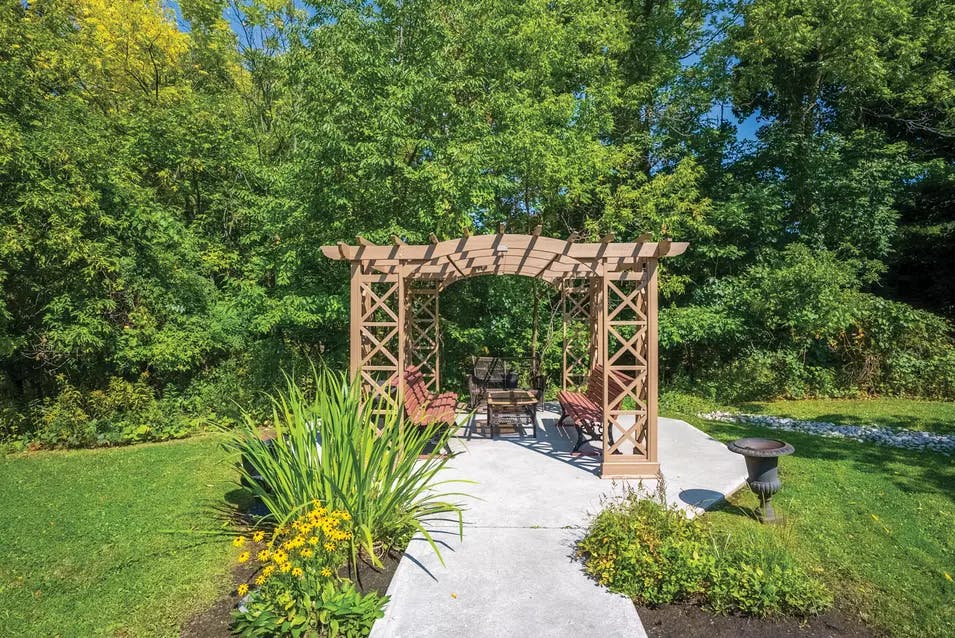 Gazebo with seating at Chartwell Georgian Retirement Residence.