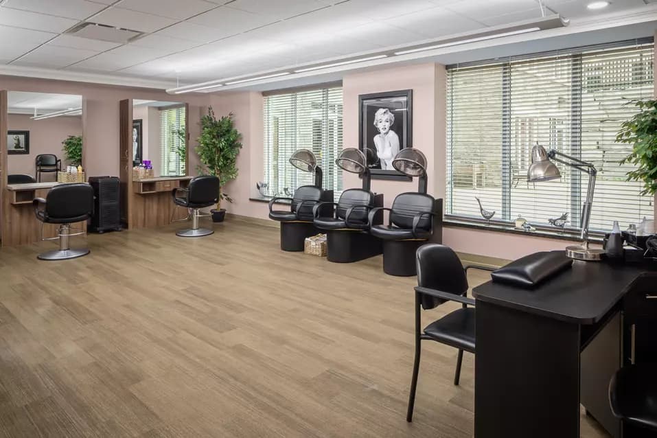 salon at chartwell harwood retirement residence