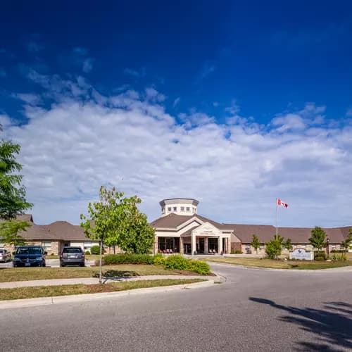 Exterior of Chartwell Oak Park Lasalle Retirement Residence