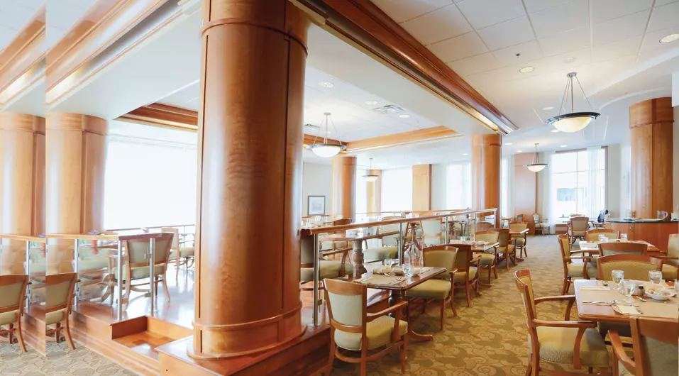 dining room at chartwell wedgewood retirement residence