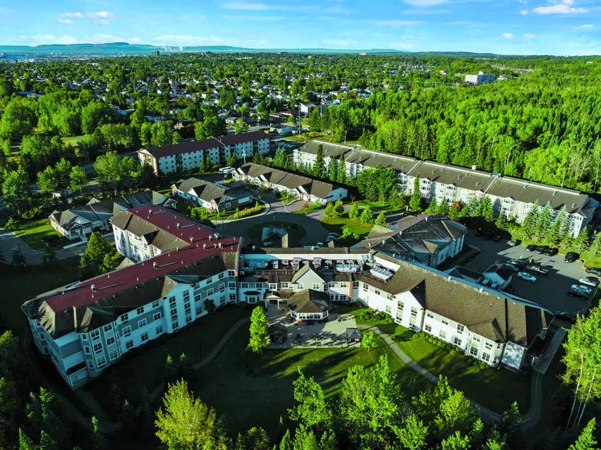 Aerial view of Chartwell Thunder Bay Retirement Residence 