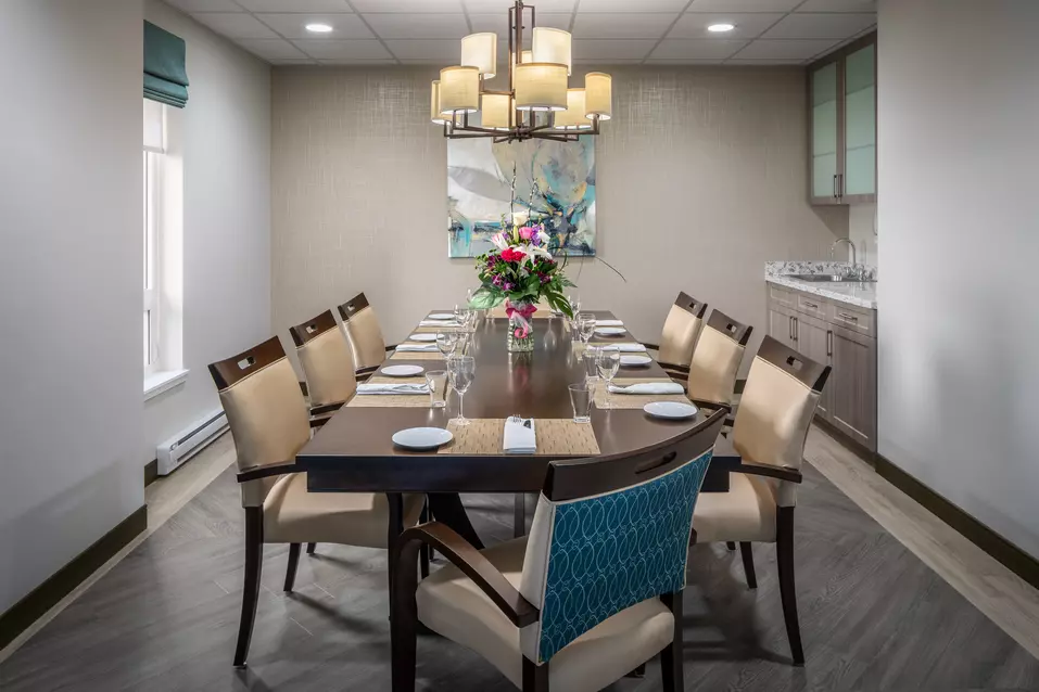 private dining room at chartwell carlton retirement residence