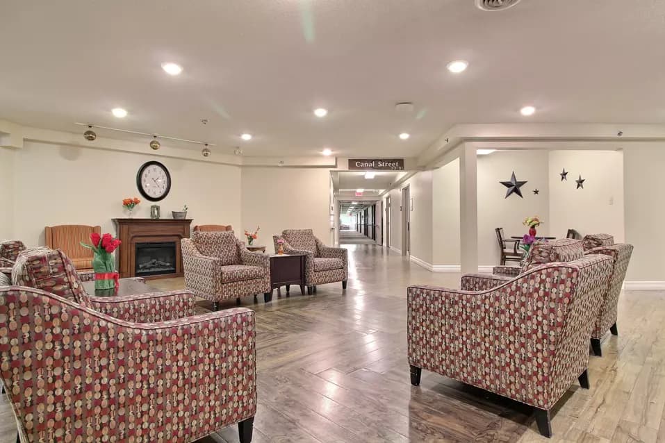 welcoming lounge at chartwell hartford retirement residence