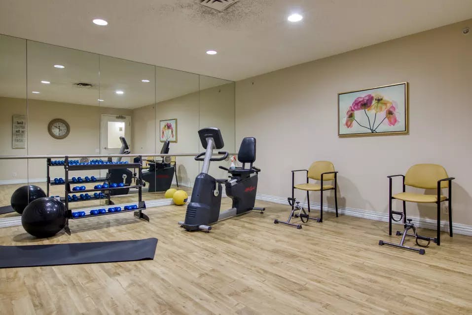 modern fitness facility at chartwell royal park retirement residence
