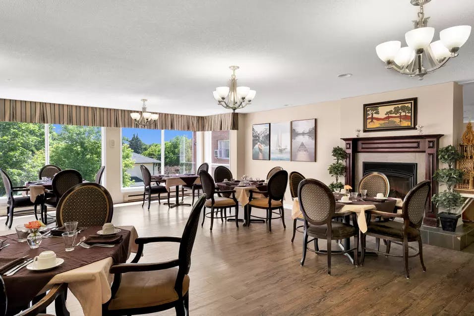 Open concept dining room at chartwell alexander muir retirement residence