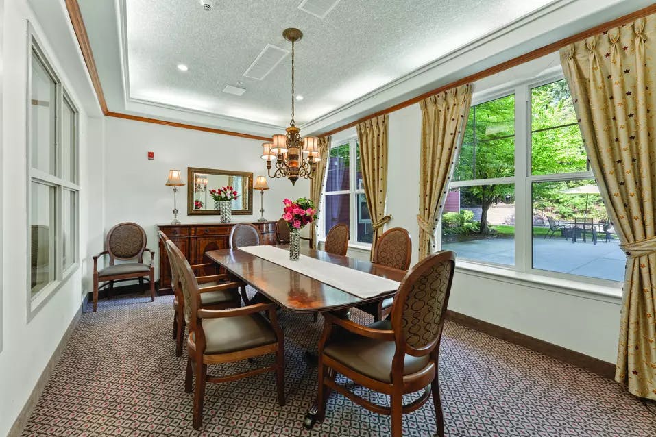 Chartwell Regency Retirement Residence   private dining room