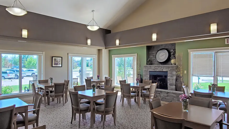 Alternative dining room with table and chairs