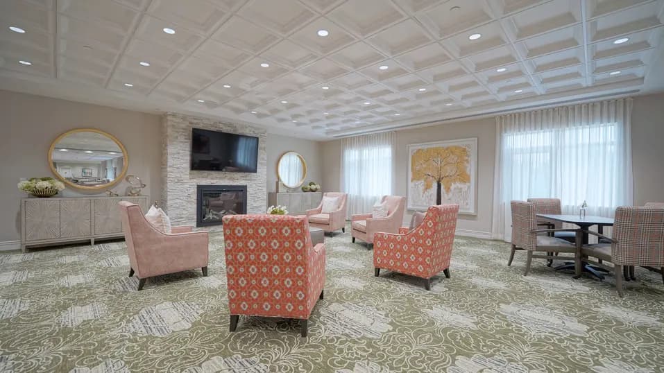 Lounge with wing back chairs at Chartwell Highland Park