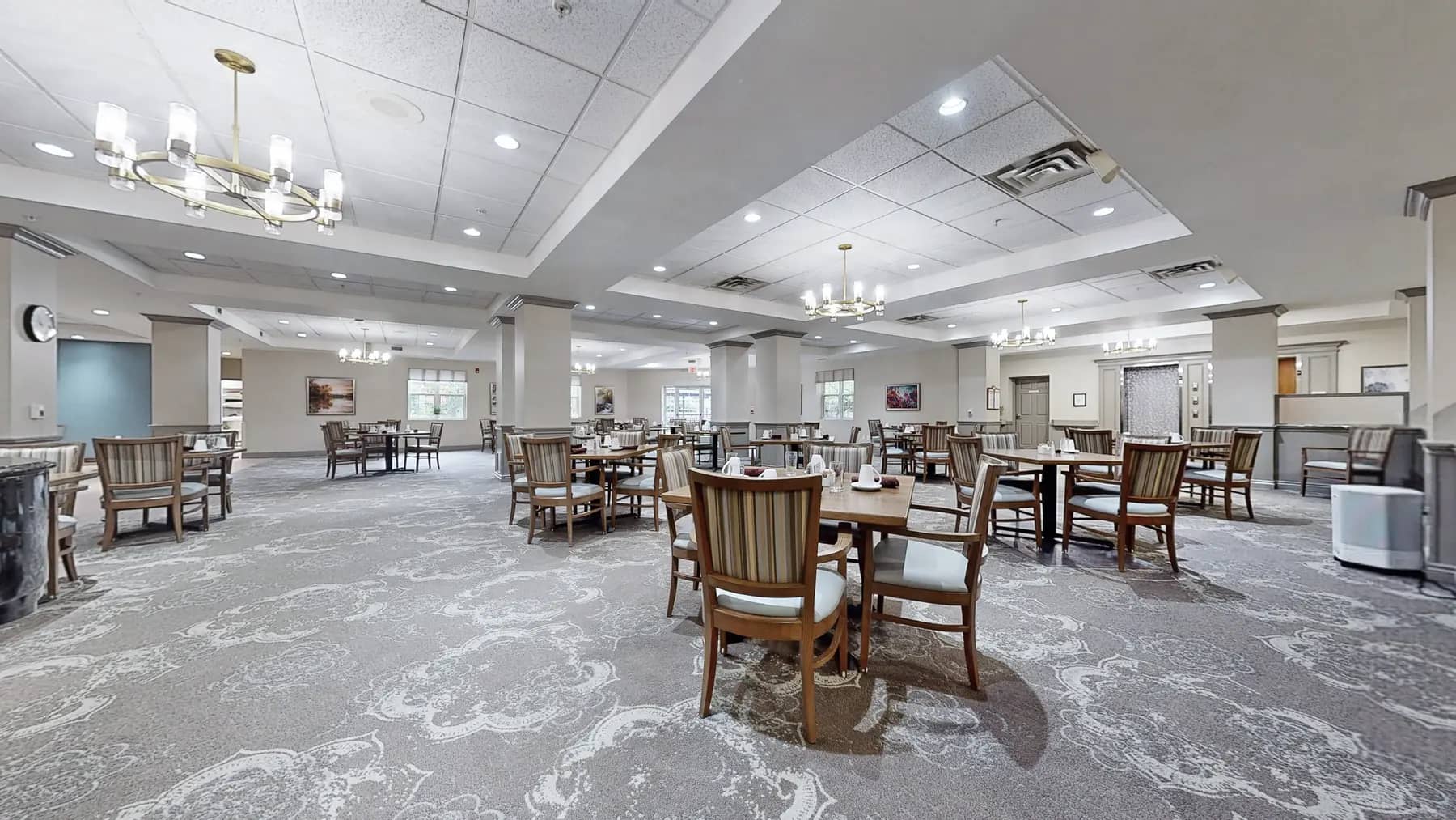 Dining room with table and chairs at Chartwell Owen Sound