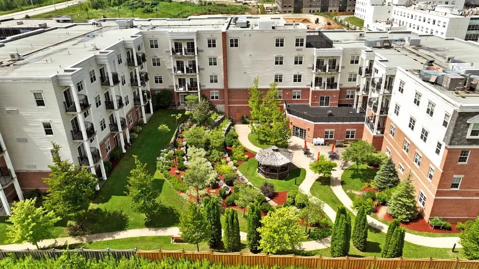 Backyard garden with walking paths at Chartwell Owen Sound