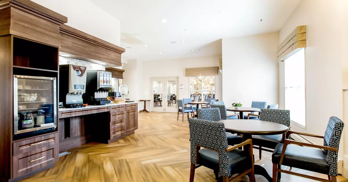 spacious bistro at chartwell hawthorn retirement residence