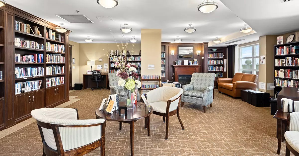 Library of Chartwell Royalcliffe Retirement Residence