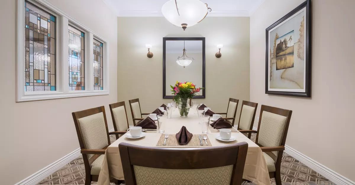 intimate private dining room at chartwell chatsworth retirement residence