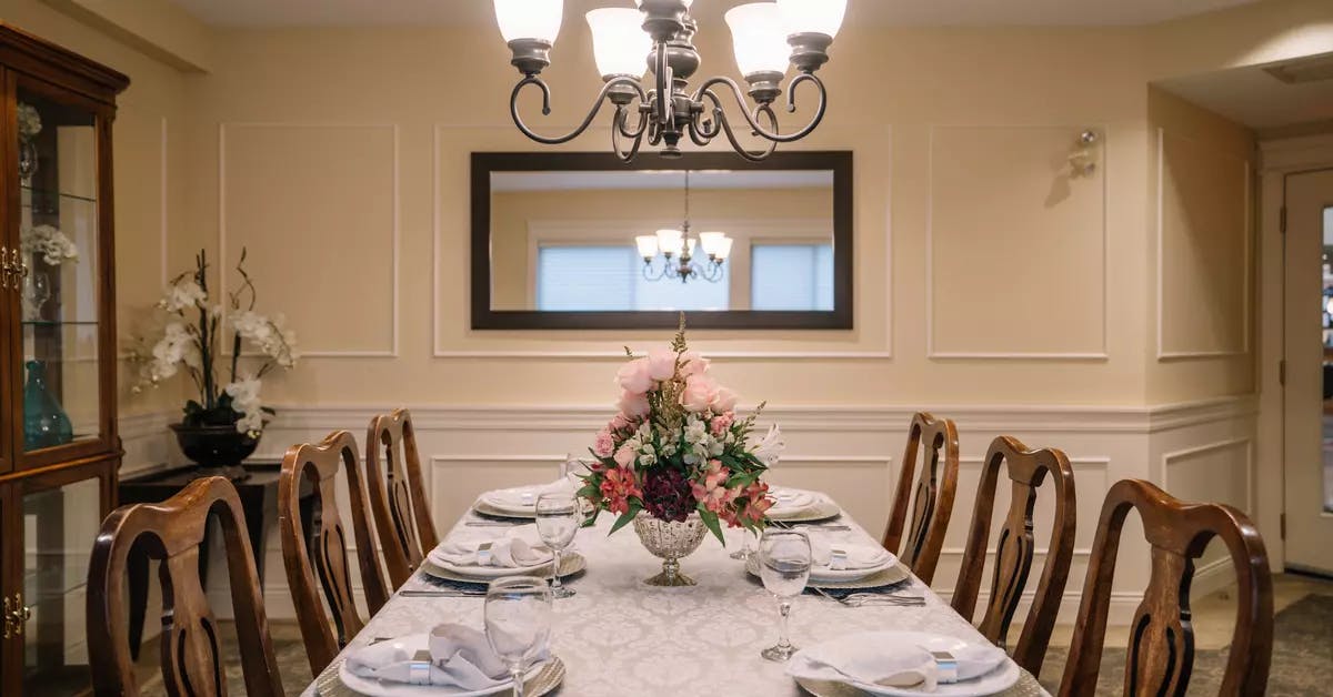 elegant private dining room at chartwell imperial place retirement residence