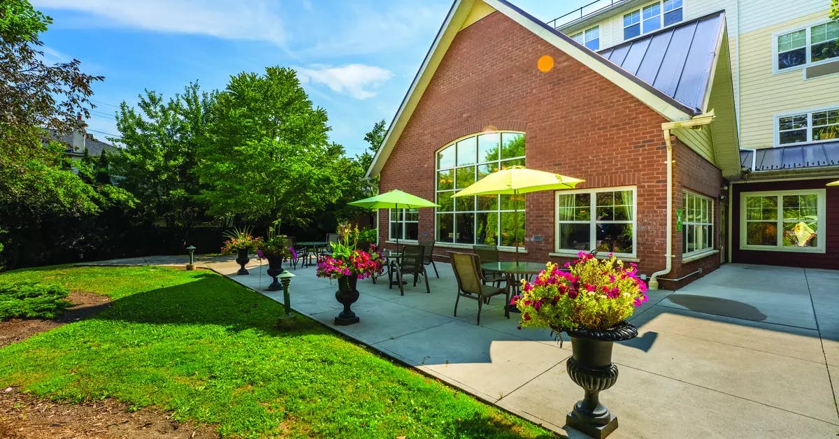 Chartwell Regency Retirement Residence   patio with greenspace
