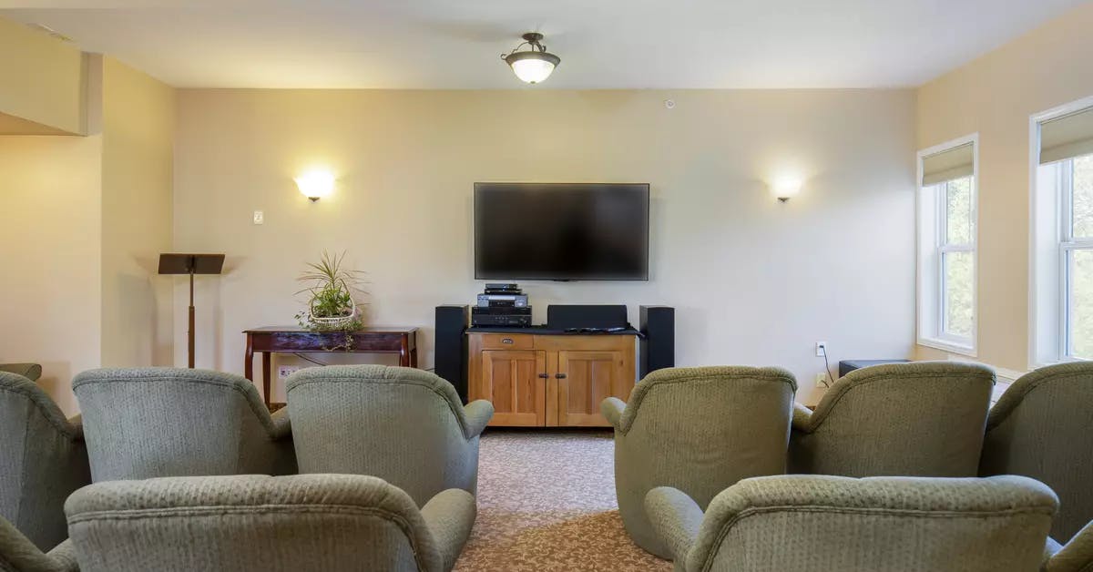 movie theatre at chartwell jackson creek retirement residence