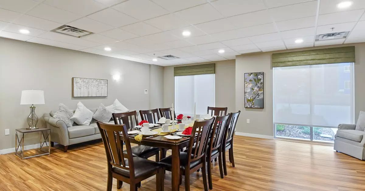 private dining room at chartwell emerald hills retirement residence