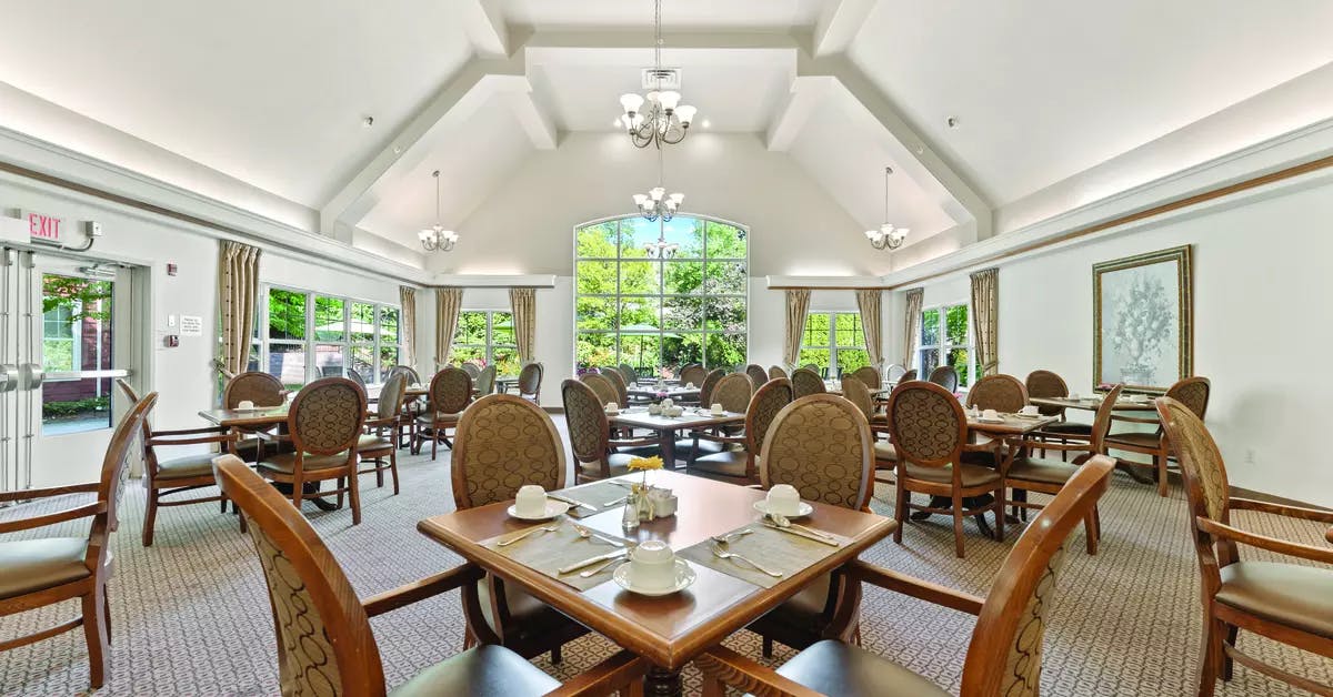 Chartwell Regency Retirement Residence   dining room with amazing natural light