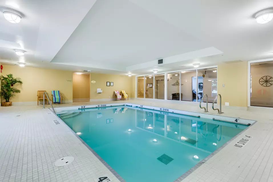 Beautiful indoor pool at Chartwell Cedarbrooke Retirement Residence