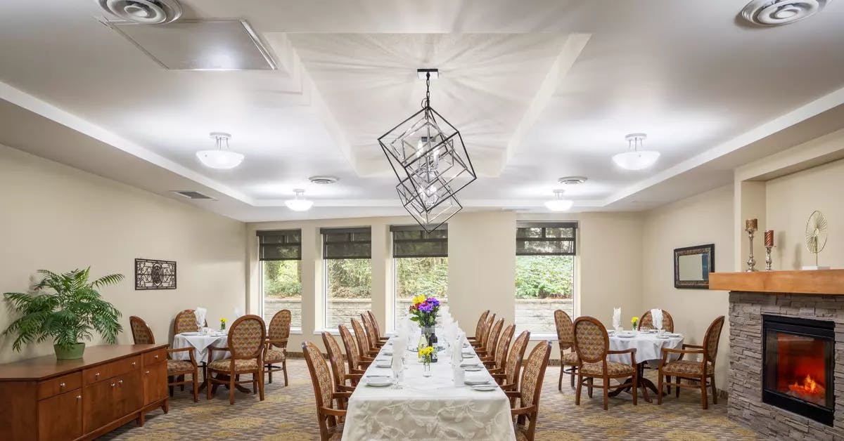 elegant private dining room at chartwell cedarbrooke retirement residence
