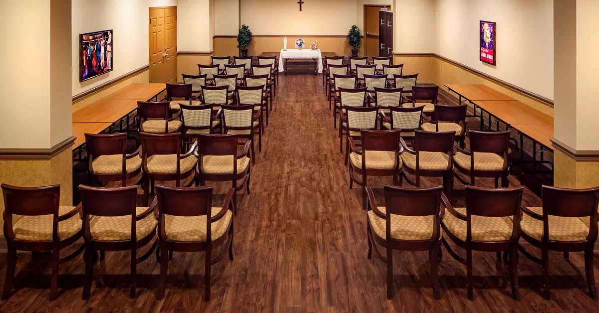 Chapel at Chartwell Valley Vista Retirement Residence 