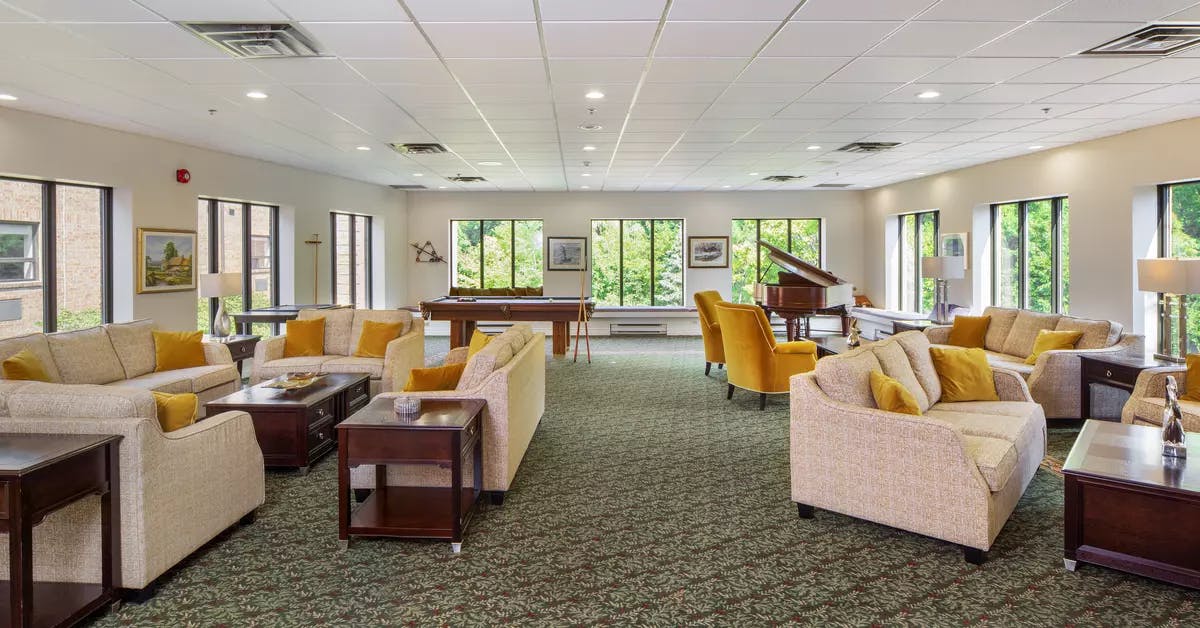 Chartwell Christopher Terrace Retirement Residence bright and spacious lounge