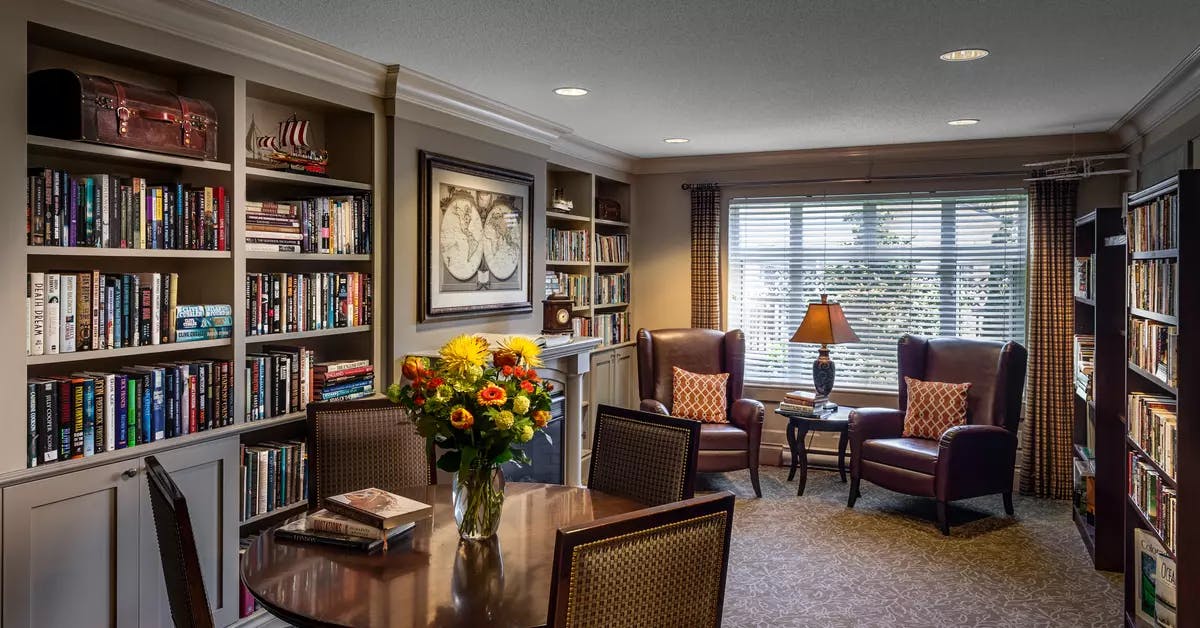 Beautiful, quiet lounge area at Chartwell Churchill House Retirement Residence